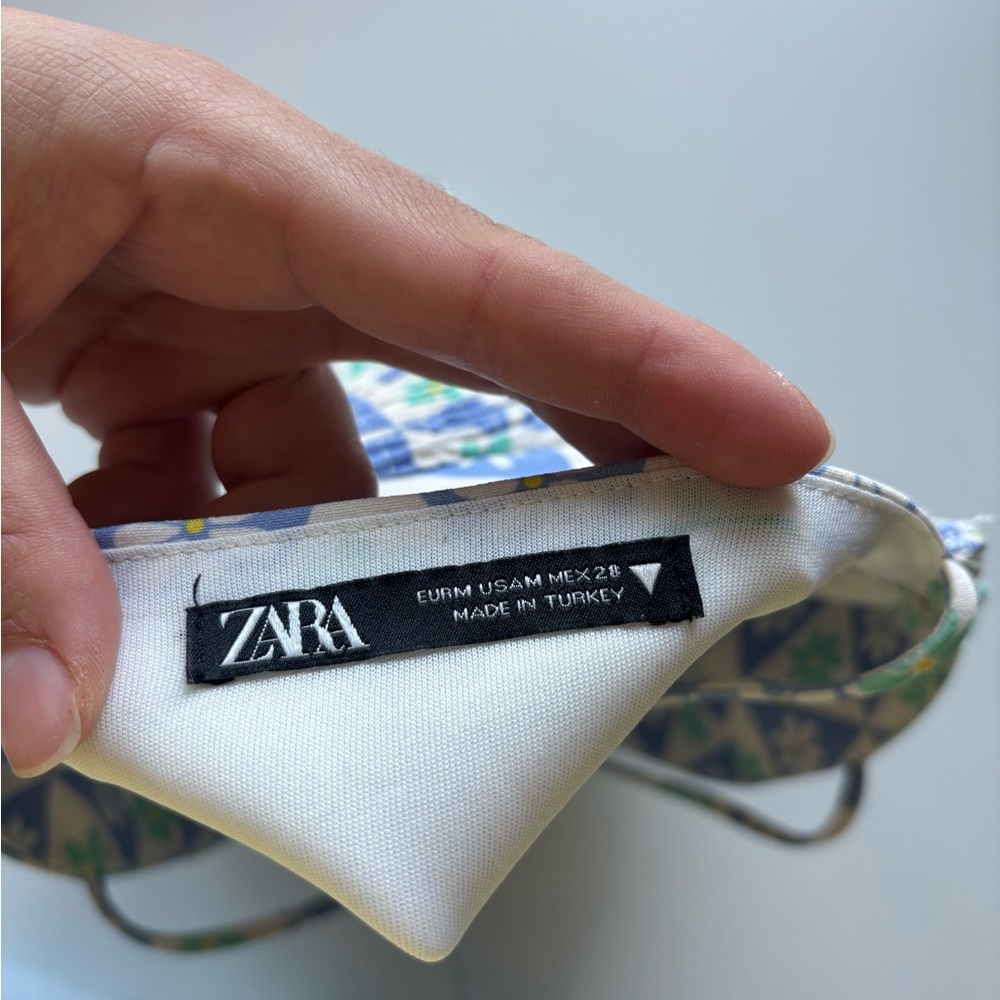 Zara Multicolor Patterned Top - Picture 5 of 5